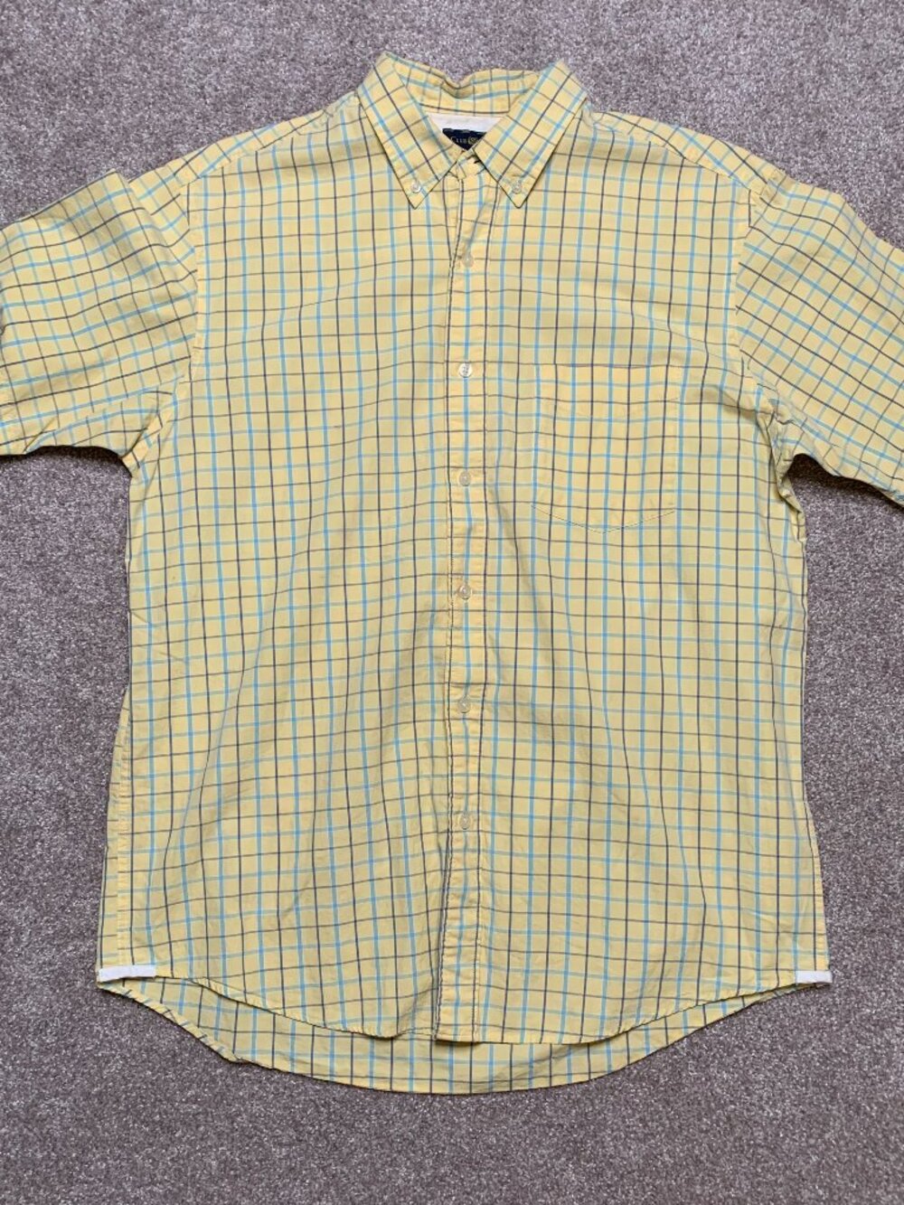 Club Room Mens Shirt LG Yellow White Plaid Button Up Short Sleeve